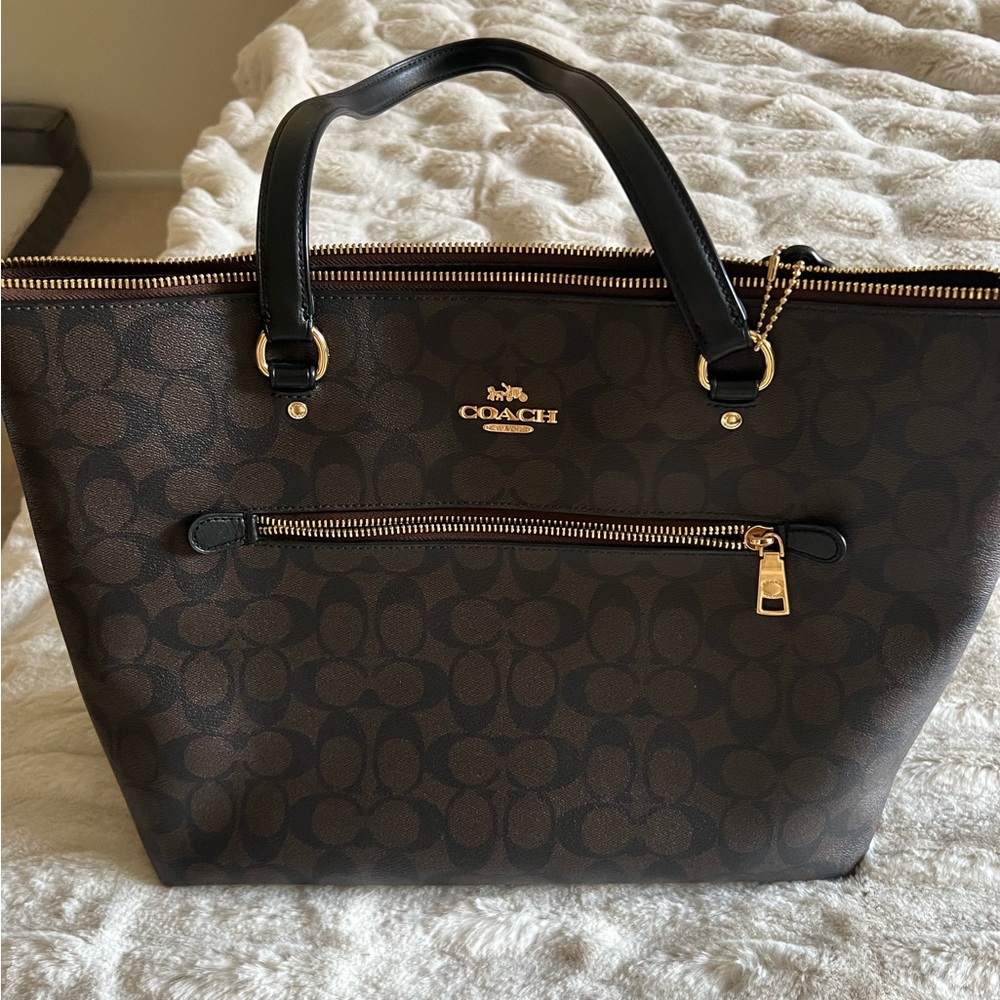 Coach Tote